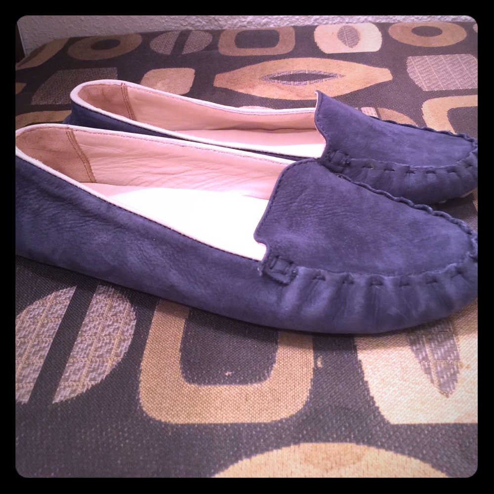 NWOT Cole Haan suede loafer